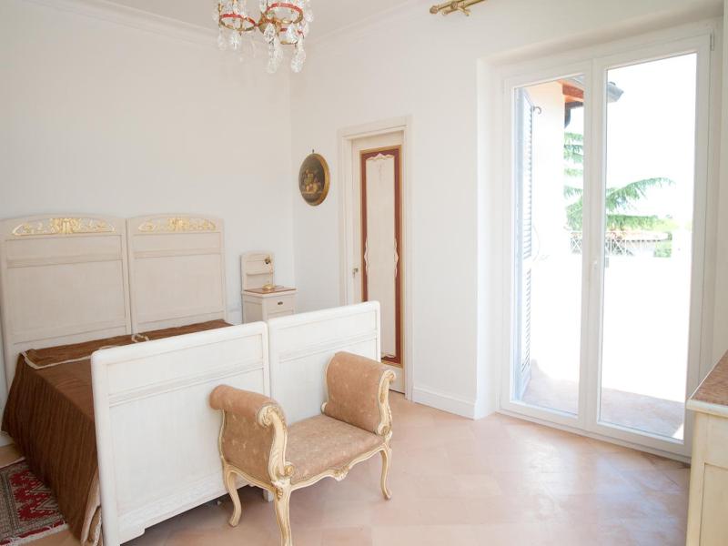 Villa Strampelli image