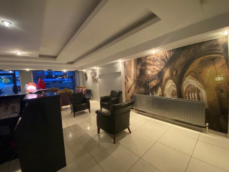 Grand Hotel 53 image