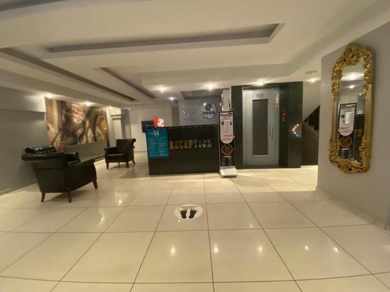 Grand Hotel 53 image