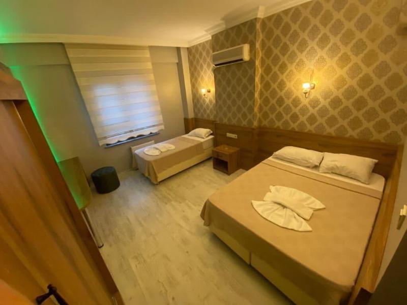 Grand Hotel 53 image