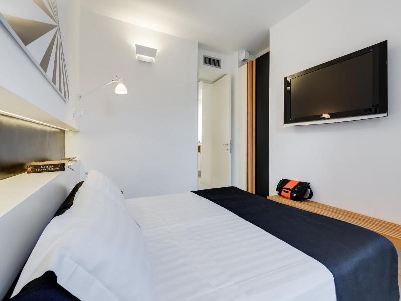 Sora Luxury Inn image