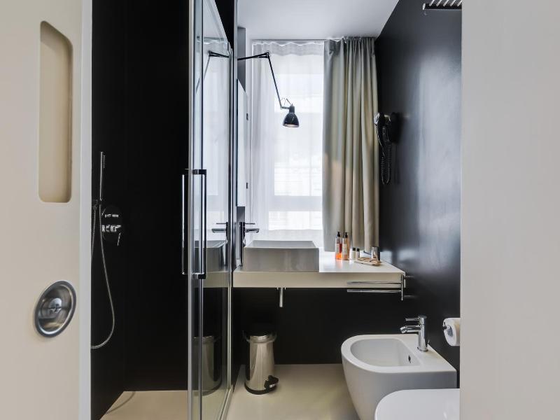 Sora Luxury Inn image