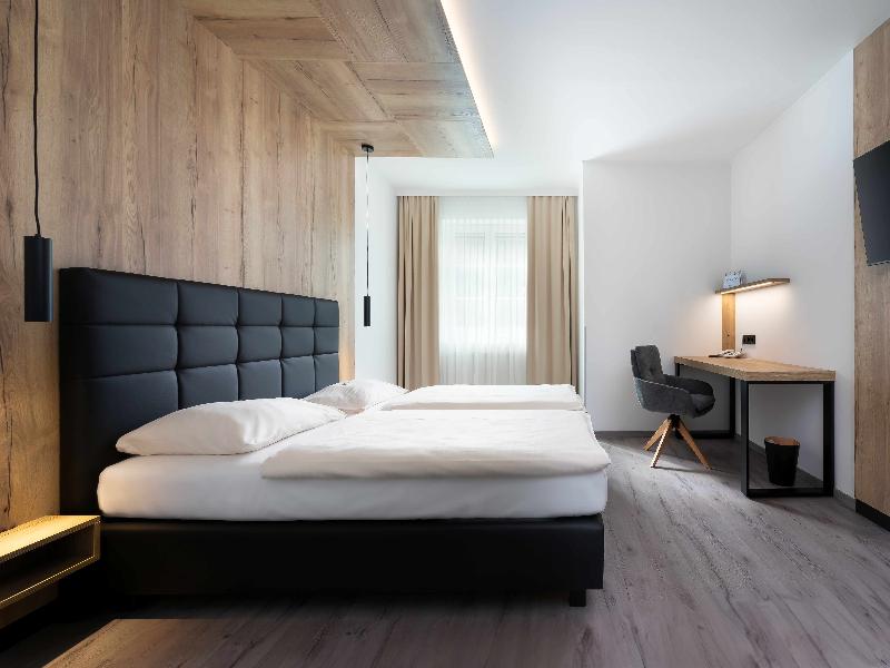 City Hotel Stockerau image
