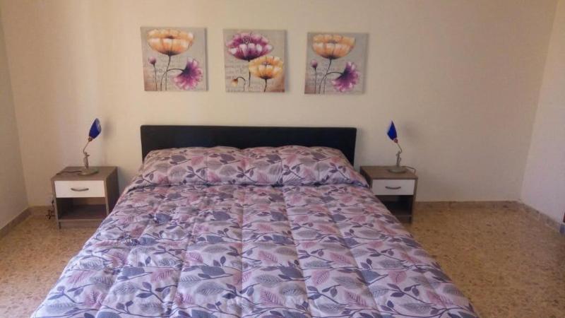 Lovelybed image