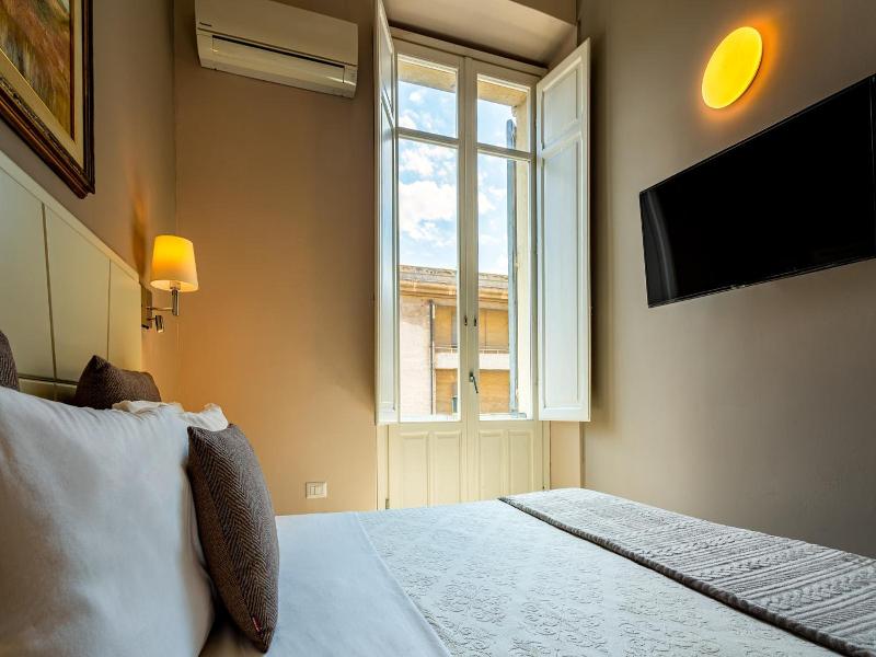 Marlin Rooms image