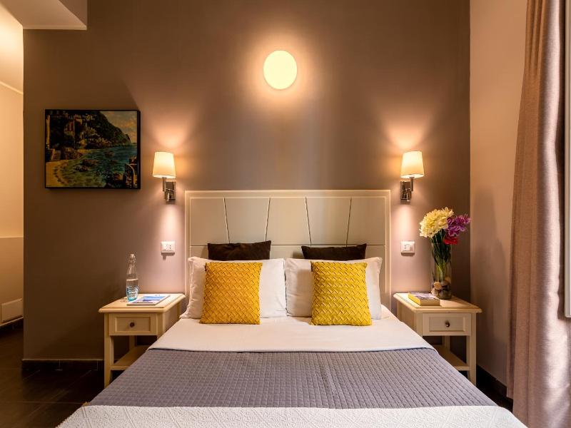 Marlin Rooms image