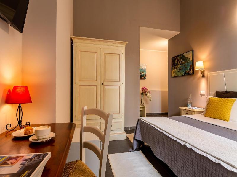 Marlin Rooms image