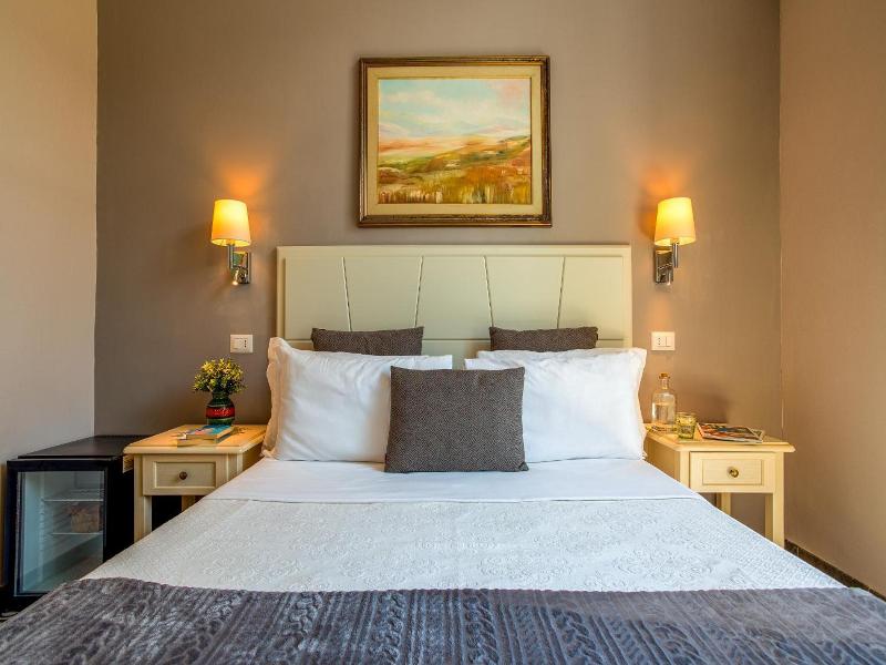 Marlin Rooms image