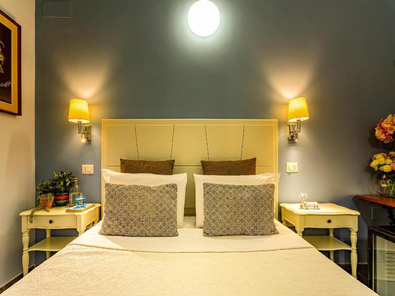 Marlin Rooms image