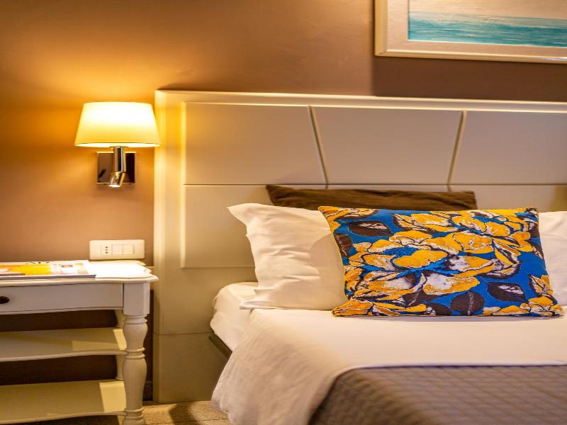 Marlin Rooms image