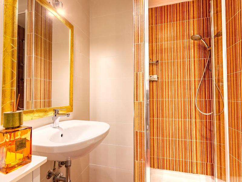 Marlin Rooms image