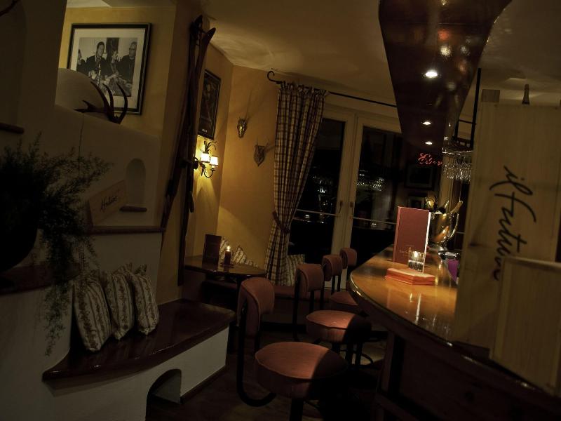 Ski Lodge Reineke image