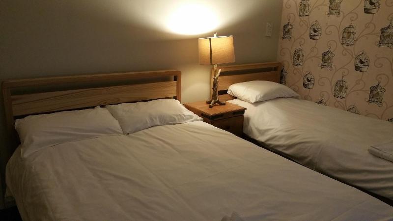 Maindee Guest House image
