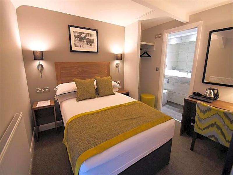 New Park Hotel image