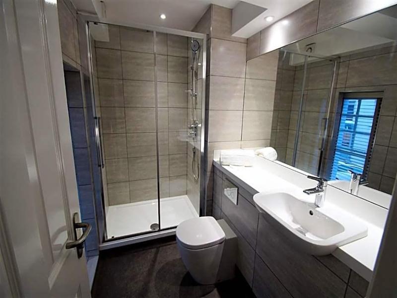 New Park Hotel image