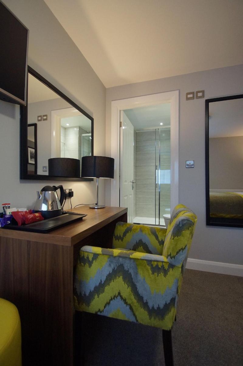 New Park Hotel image