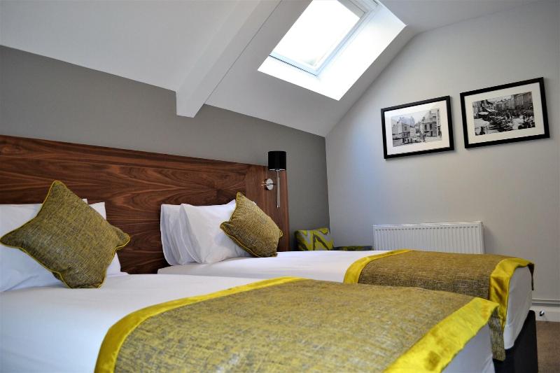 New Park Hotel image
