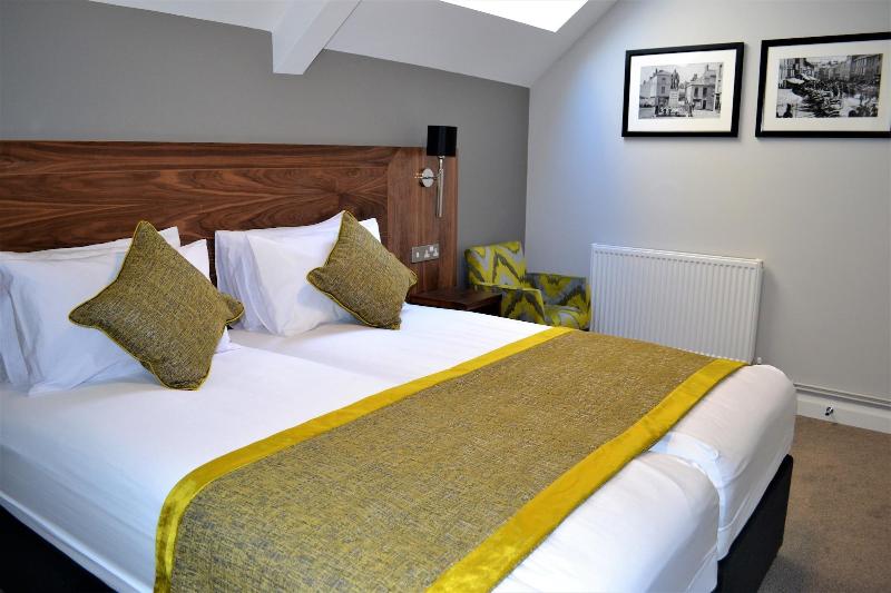 New Park Hotel image
