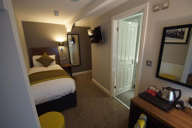New Park Hotel image