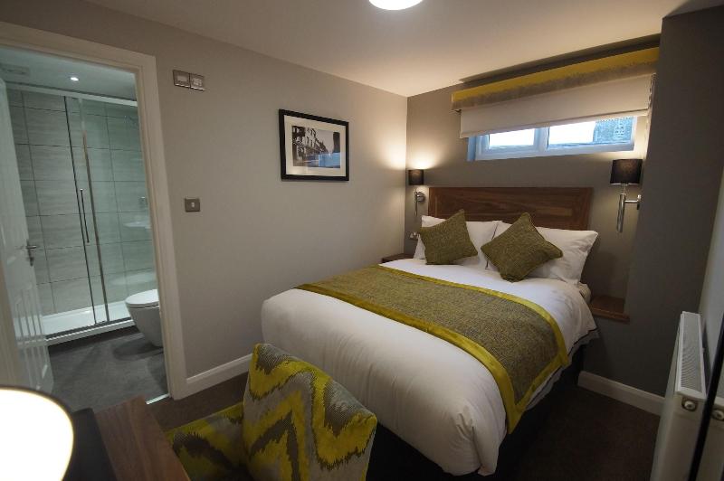 New Park Hotel image