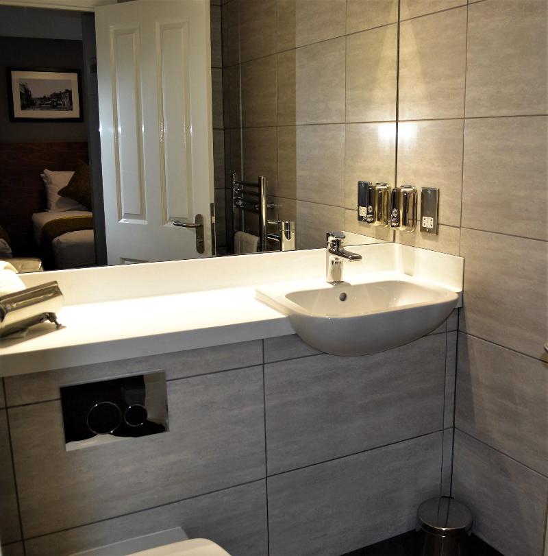 New Park Hotel image