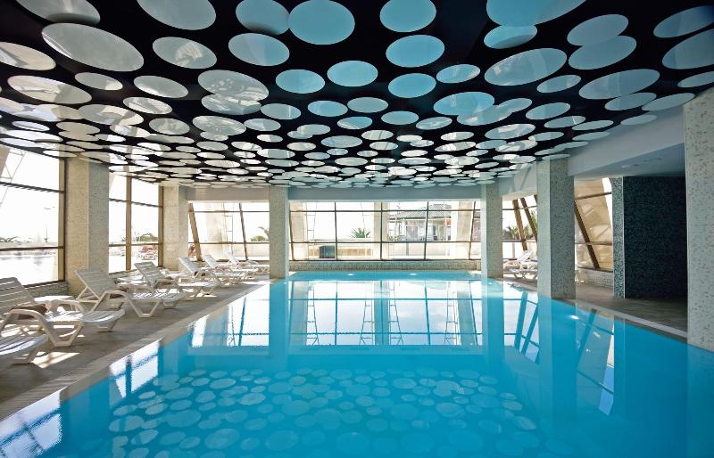 The Grand Gloria Hotel image