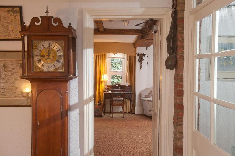 The Old House Guesthouse image