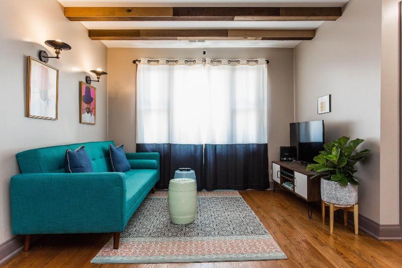 Villa Dubois Guest House image