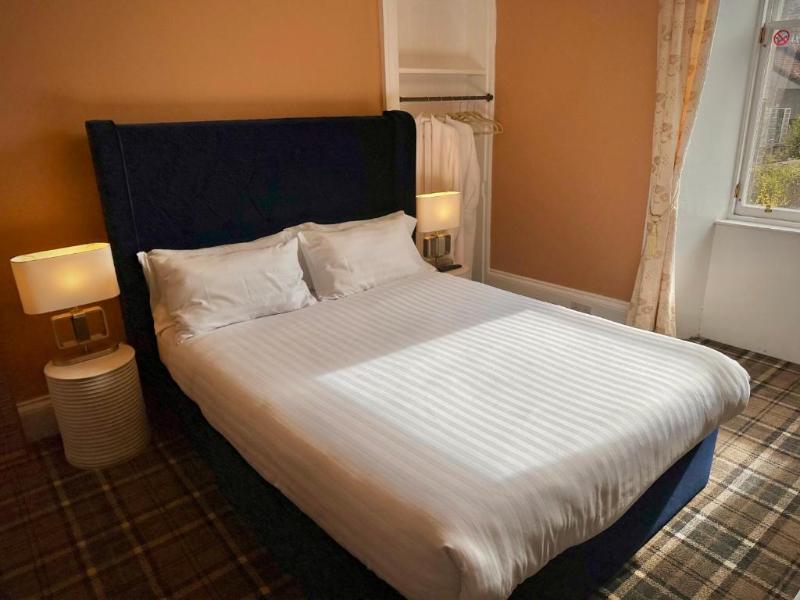The Valentine Townhouse Hotel image
