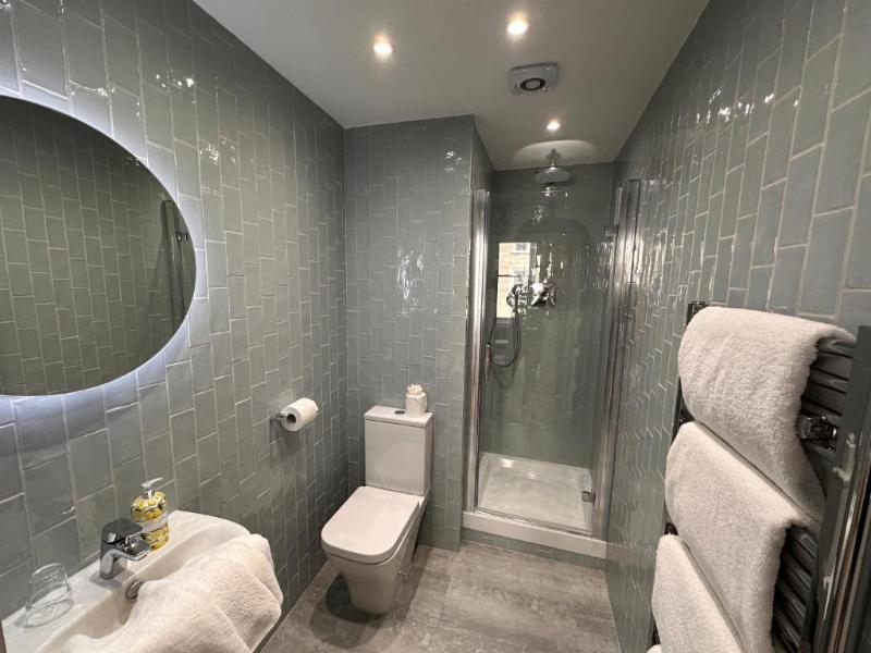 The Valentine Townhouse Hotel image