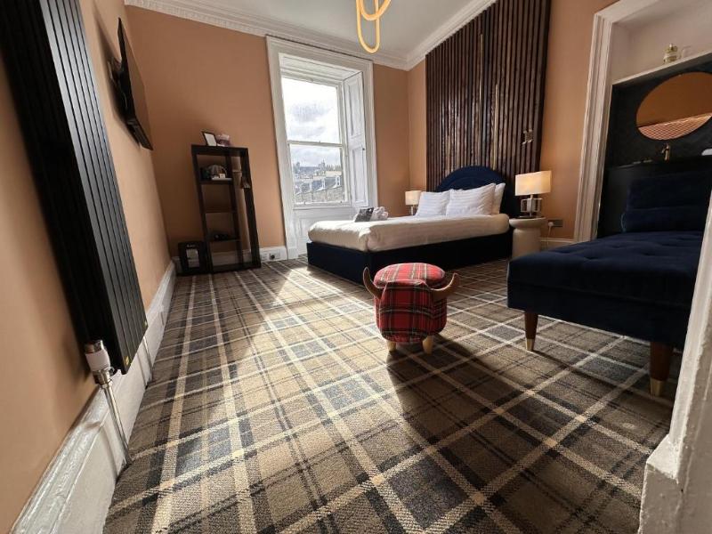 The Valentine Townhouse Hotel image