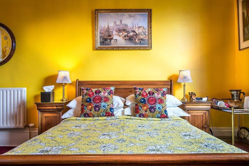 Creston Villa Guest House image