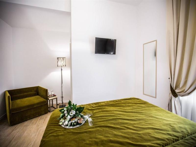 Chic&Town Luxury Rooms Piazza del Popolo 1 image