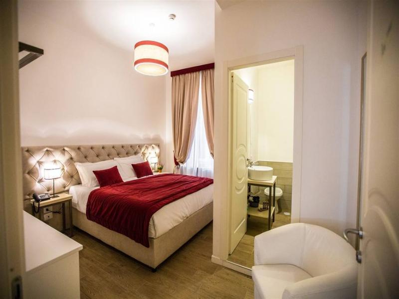 Chic&Town Luxury Rooms Piazza del Popolo 1 image