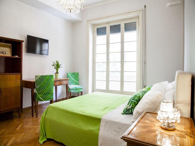 Vatican Cozy Rooms & Apartments 4