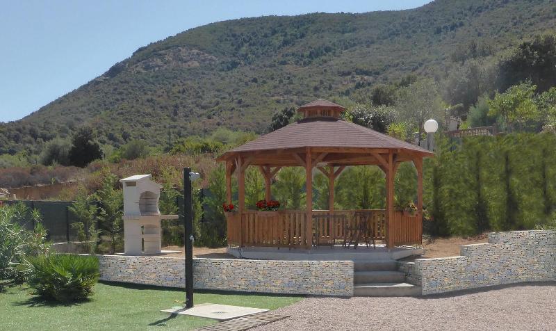 Perula Di Machja image