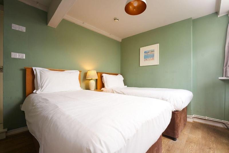 Oystercatcher Apartments image