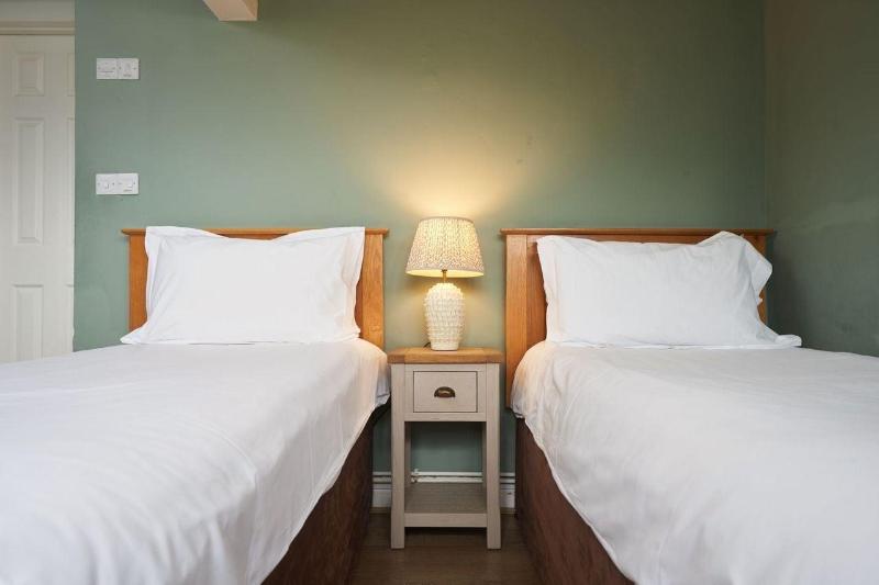 Oystercatcher Apartments image