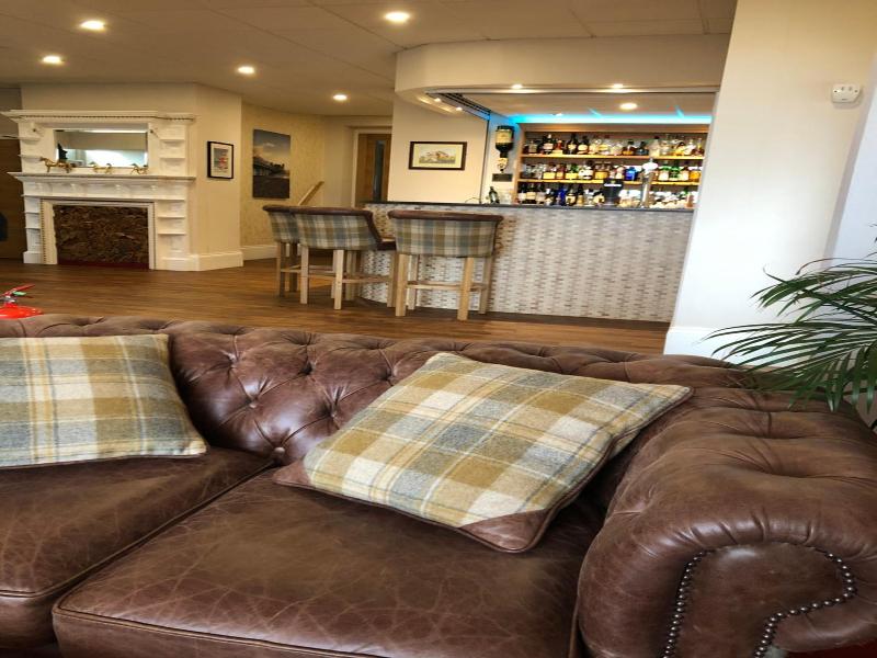 Queenswood Hotel image