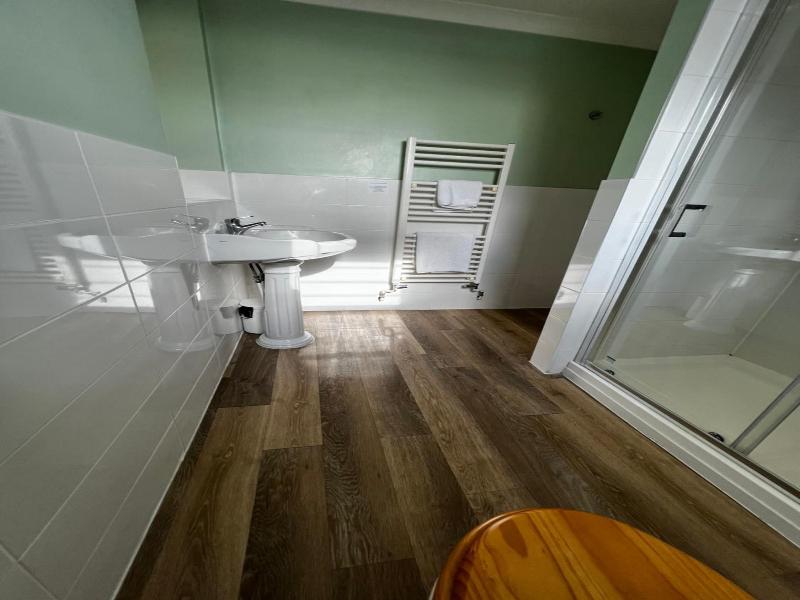 Queenswood Hotel image