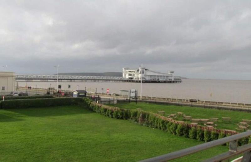 Royal Grosvenor Hotel image