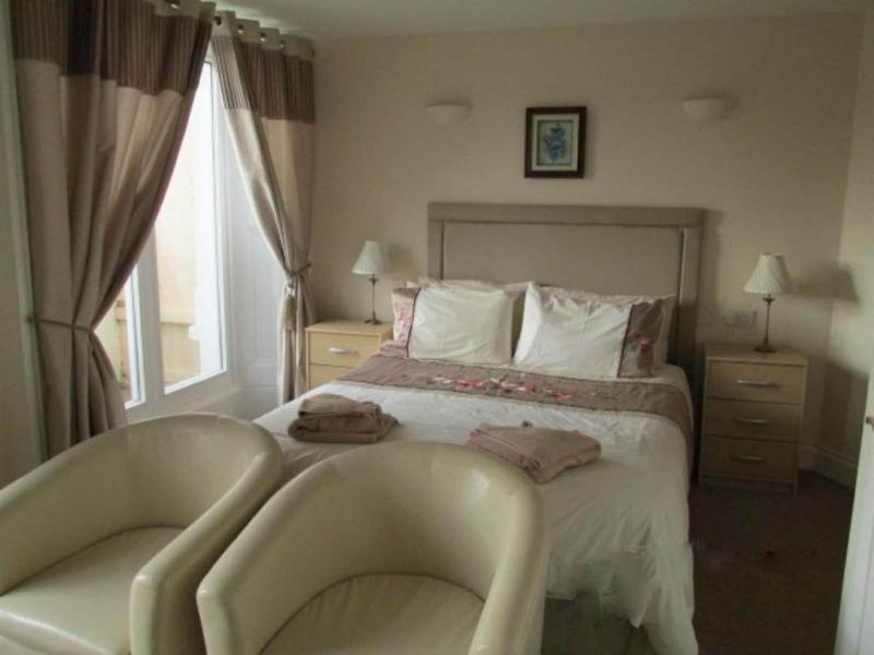 Royal Grosvenor Hotel image