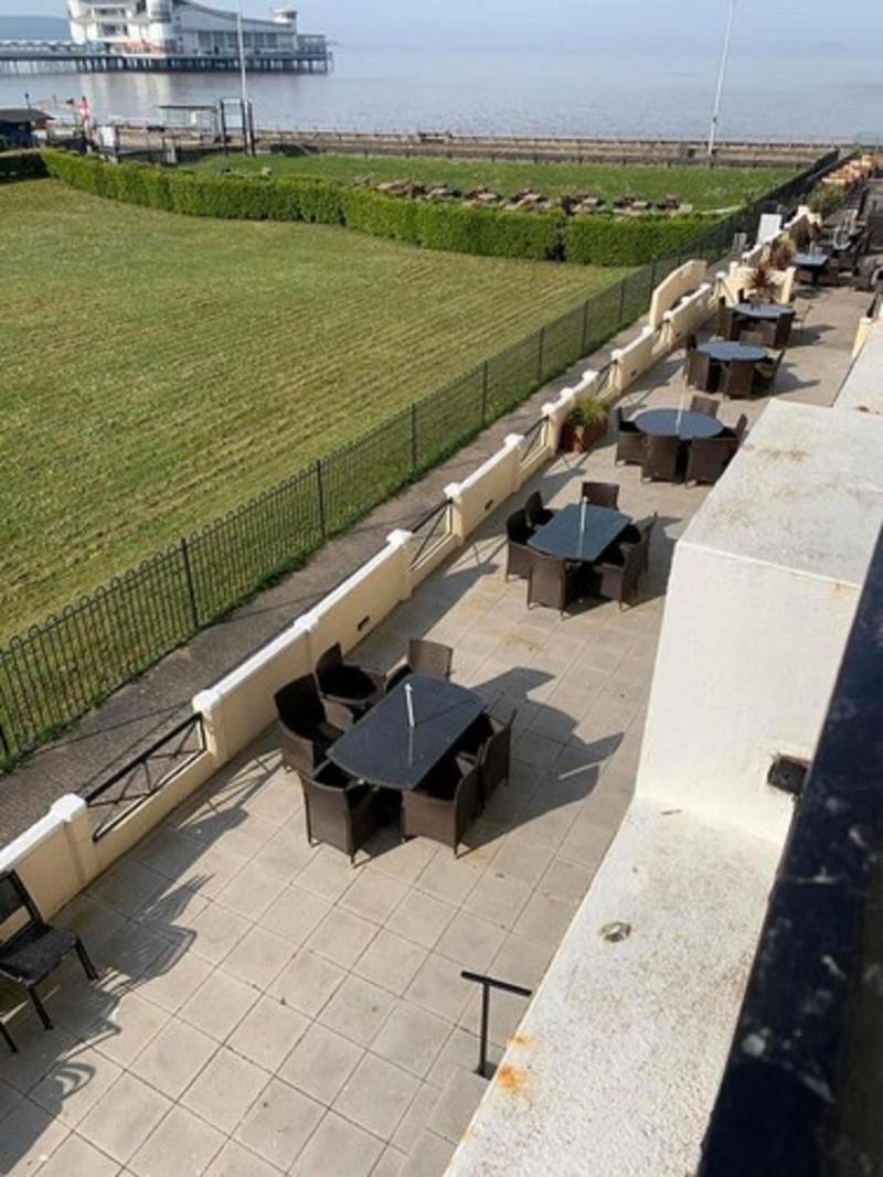 Royal Grosvenor Hotel image