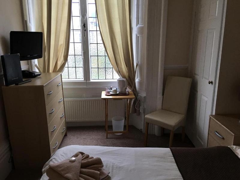 Royal Grosvenor Hotel image