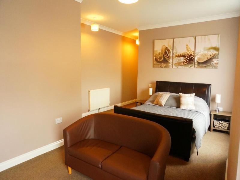 Shoreside Inn image