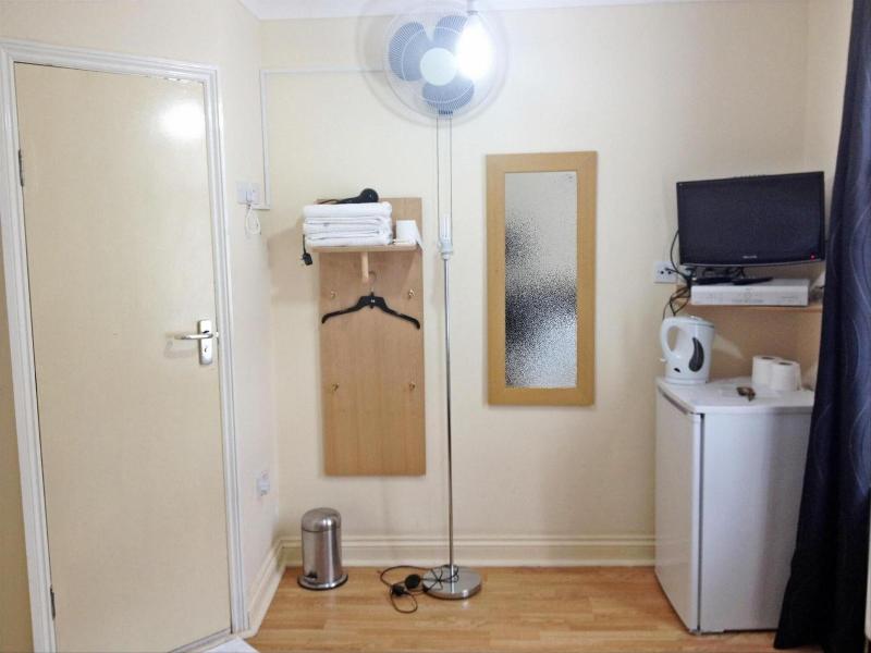 City View Hotel Roman Road Market image