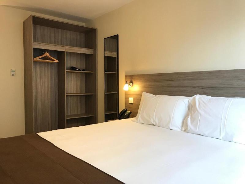 The Coffee House Hotel image