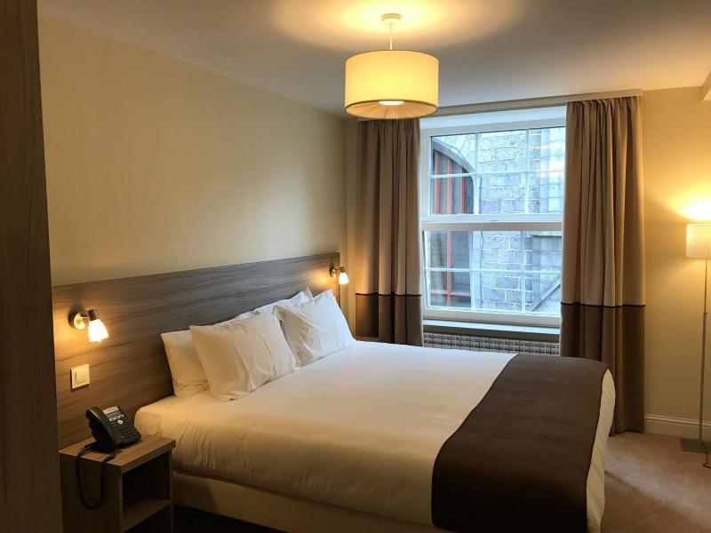 The Coffee House Hotel image