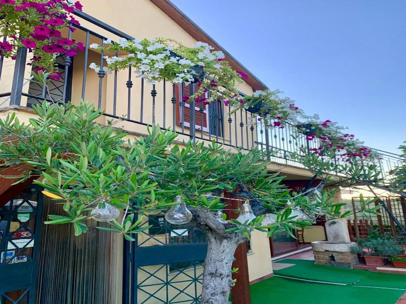Chiaraluce Country House image