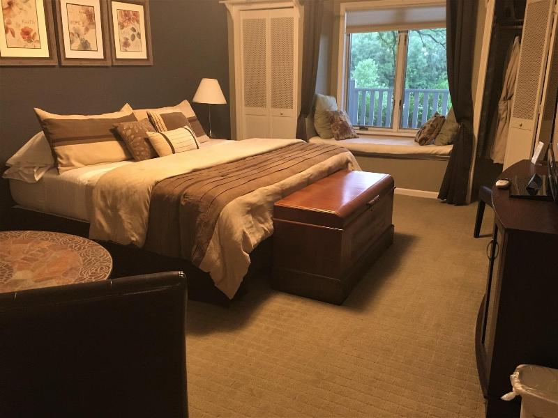 The Speckled Hen Inn Bed And Breakfast image